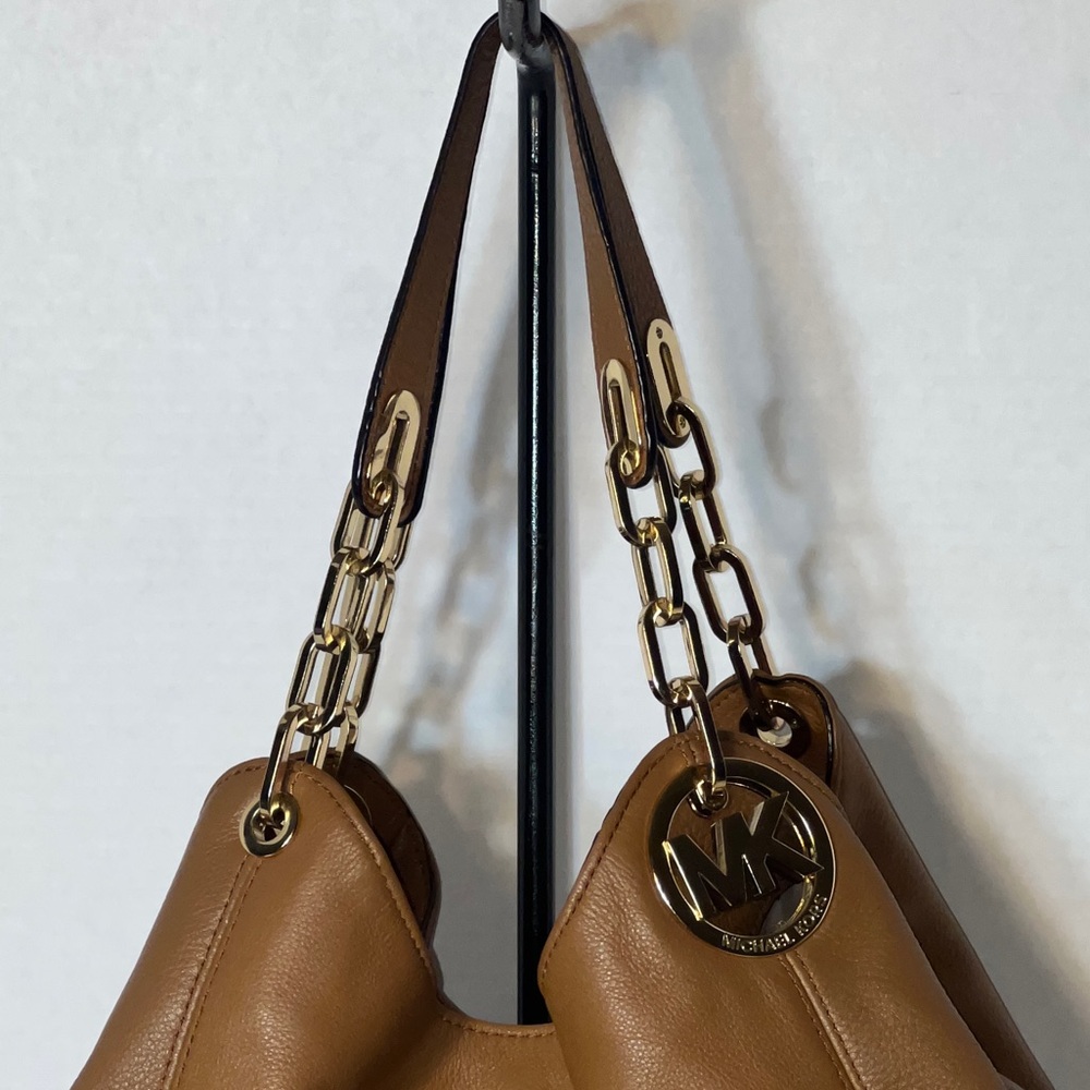 Michael Kors Large Fulton Triple Compartment Hobo Leather Shoulder Bag - Picture 15 of 16
